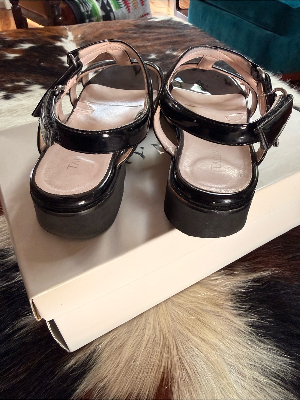 Taryn Rose Black Patent Leather Cross-Strap Slingback Sandals - Picture 2 of 7